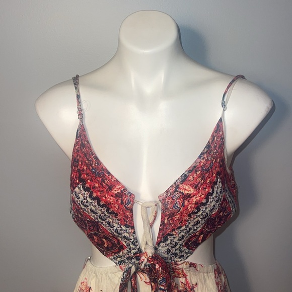 Free People Bella Floral Printed Jumpsuit Cutout Size Medium - Picture 4 of 13